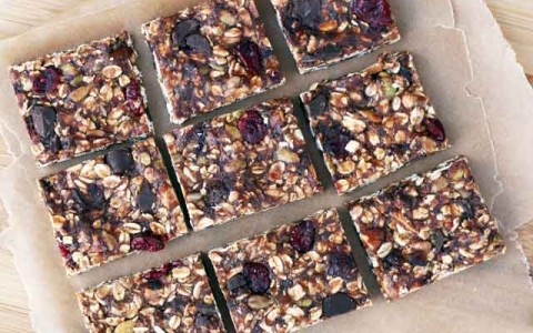 Make Your Own Clean Energy Bars